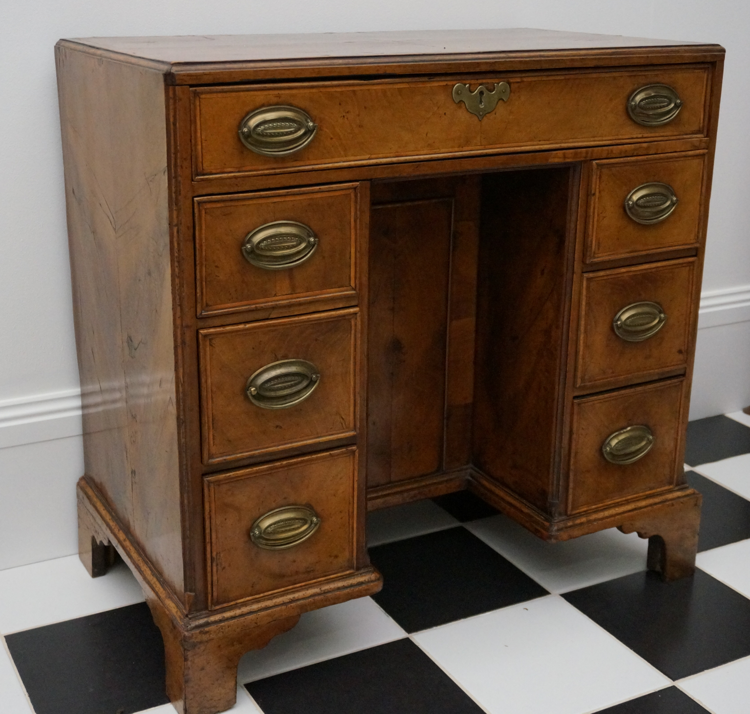 George II Walnut kneehole desk, C. 1730 -0