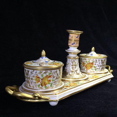 Derby desk set, serpent handles, c. 1810-0