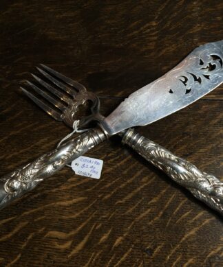 Pair of servers with Baroque dolphin handles, c.1880-0