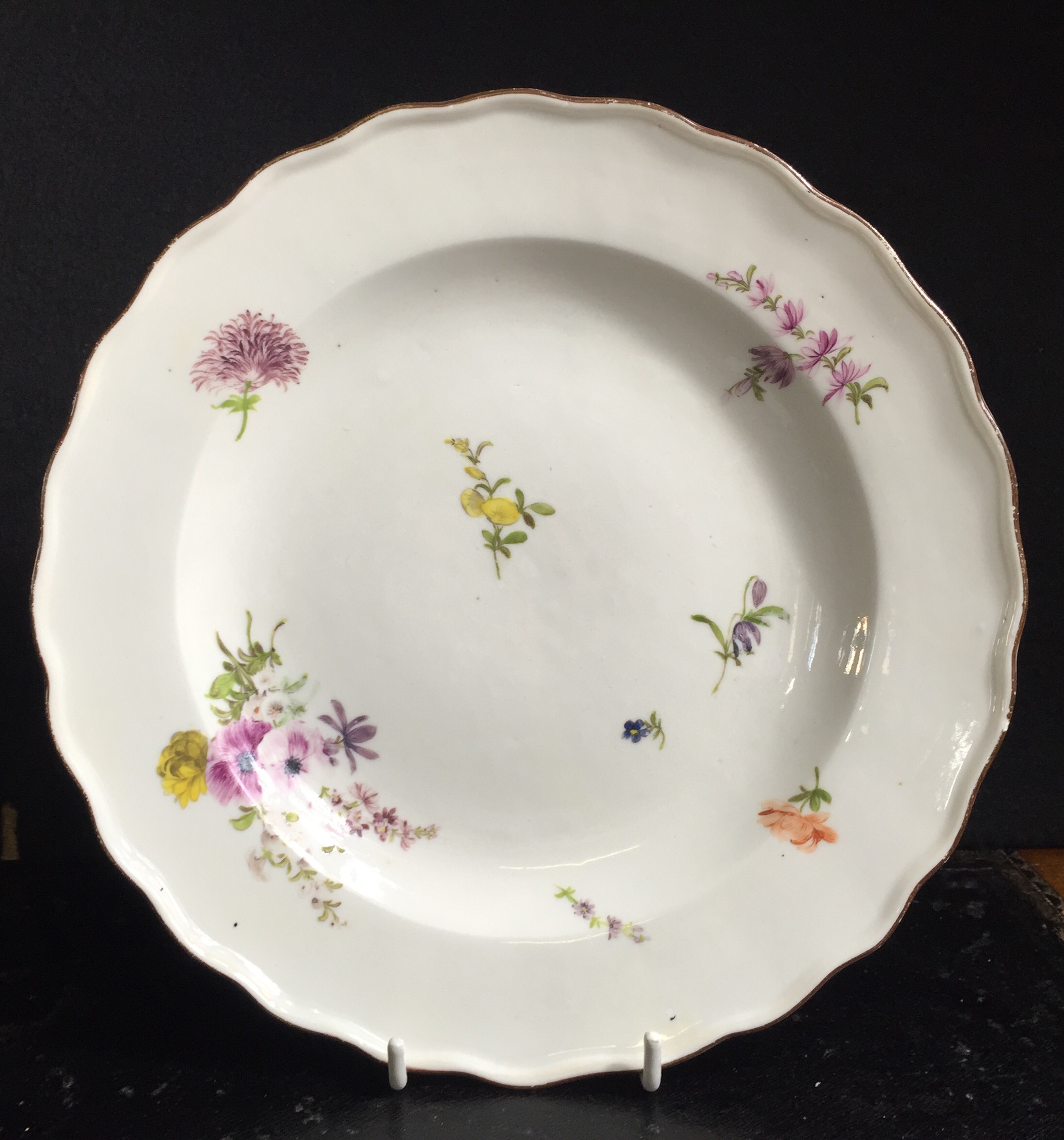 Meissen plate with scattered flowers, C. 1750 -0