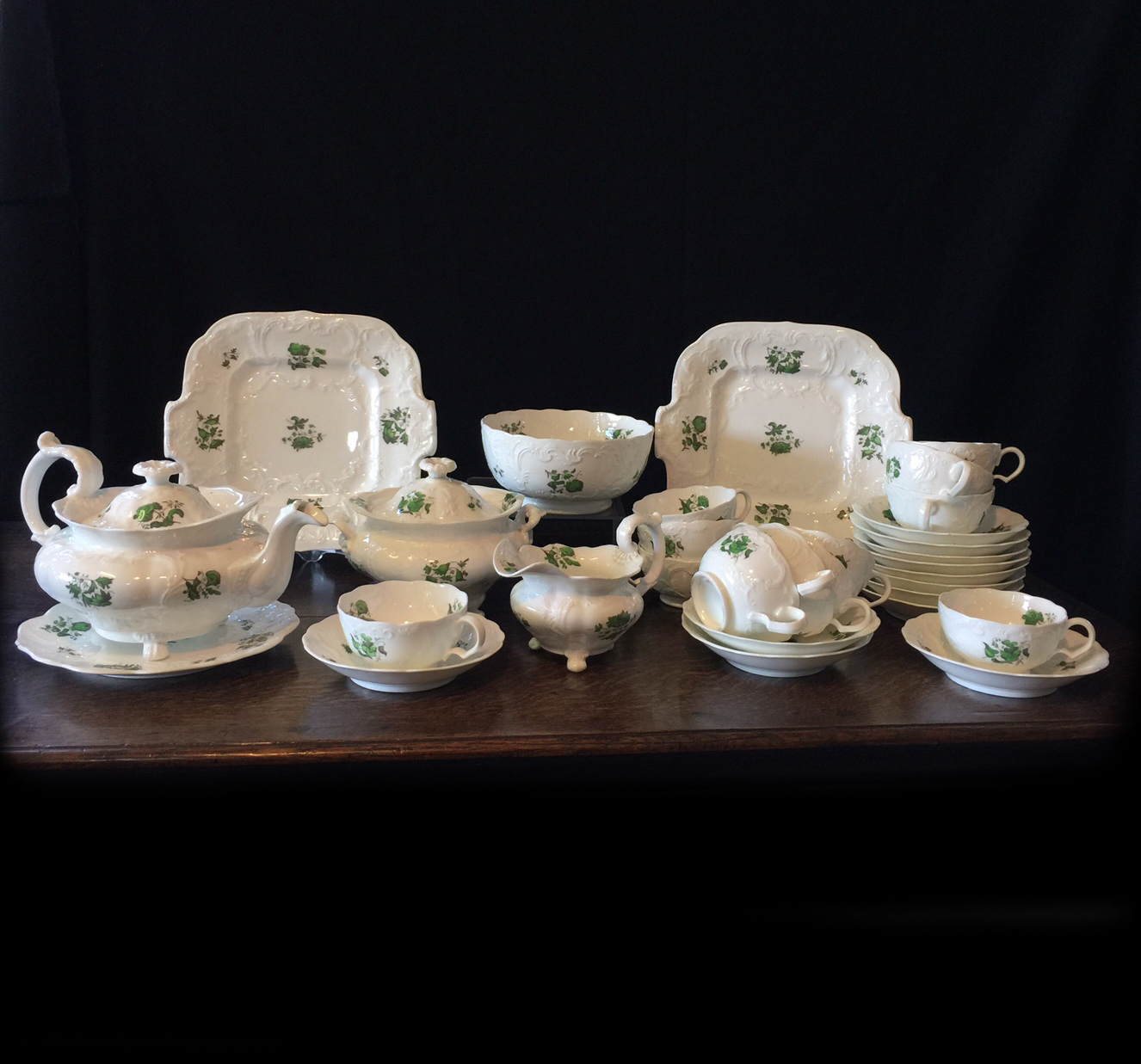 Minton tea service for 12, Bath Embossed shape, pattern 42, circa 1830-0