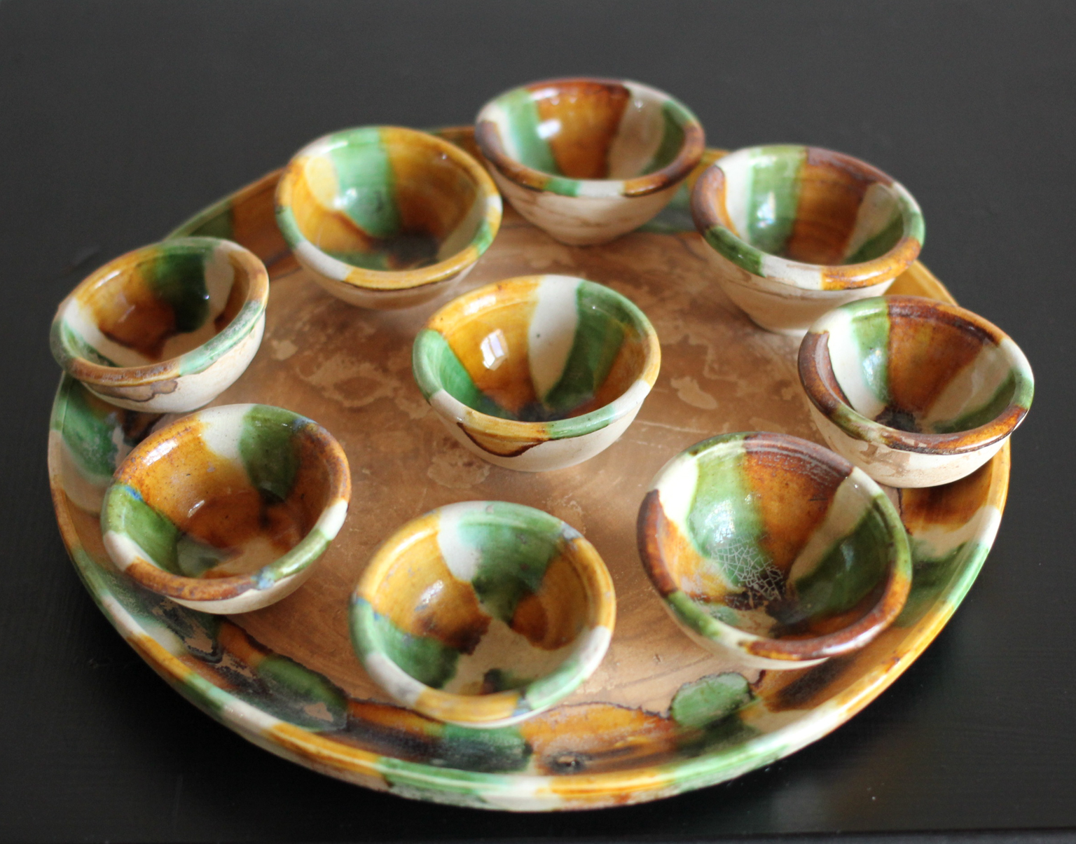 Tang Dynasty sancai glaze set of 9 wine cups with tray, 8th century AD-0