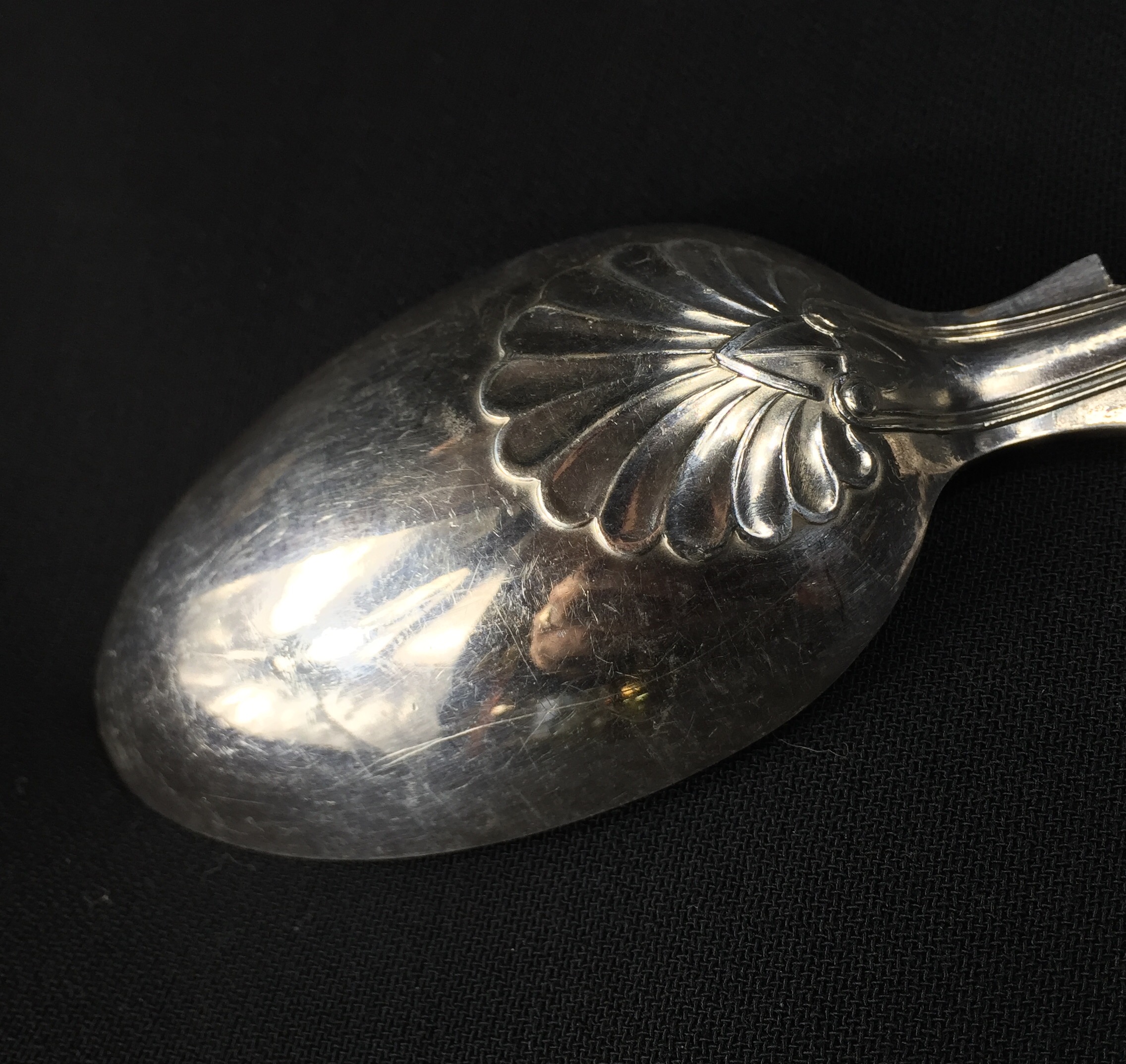 Kings Pattern silver plated spoon, by Walker & Hall, 20th century ...