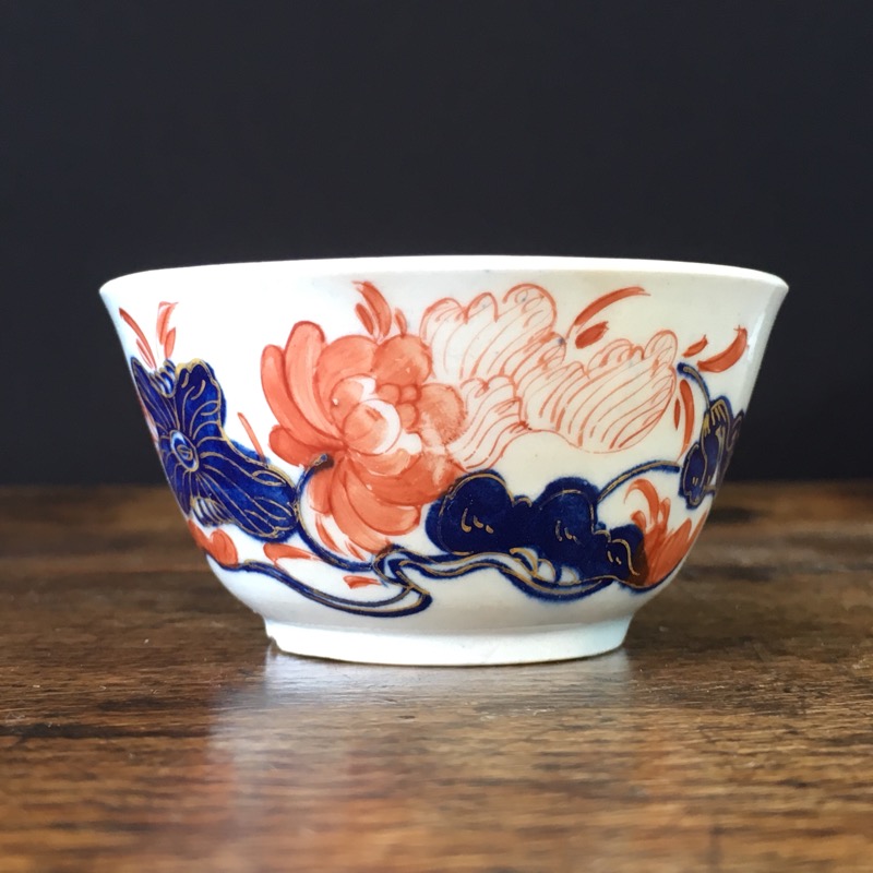 Bow teabowl with Imari pattern, '30' mark, c. 1760-0