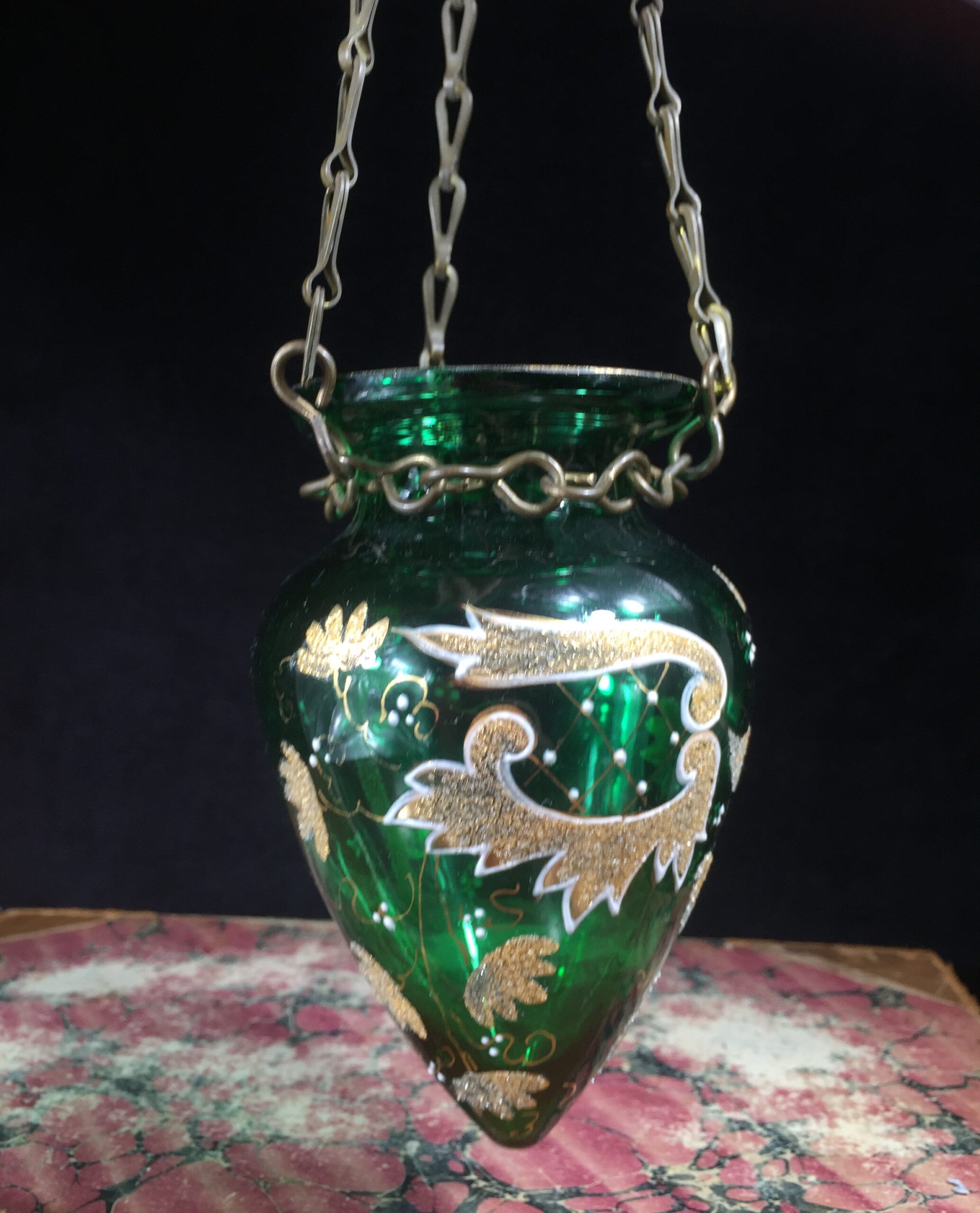 Late Victorian hanging glass vase, c. 1890-0