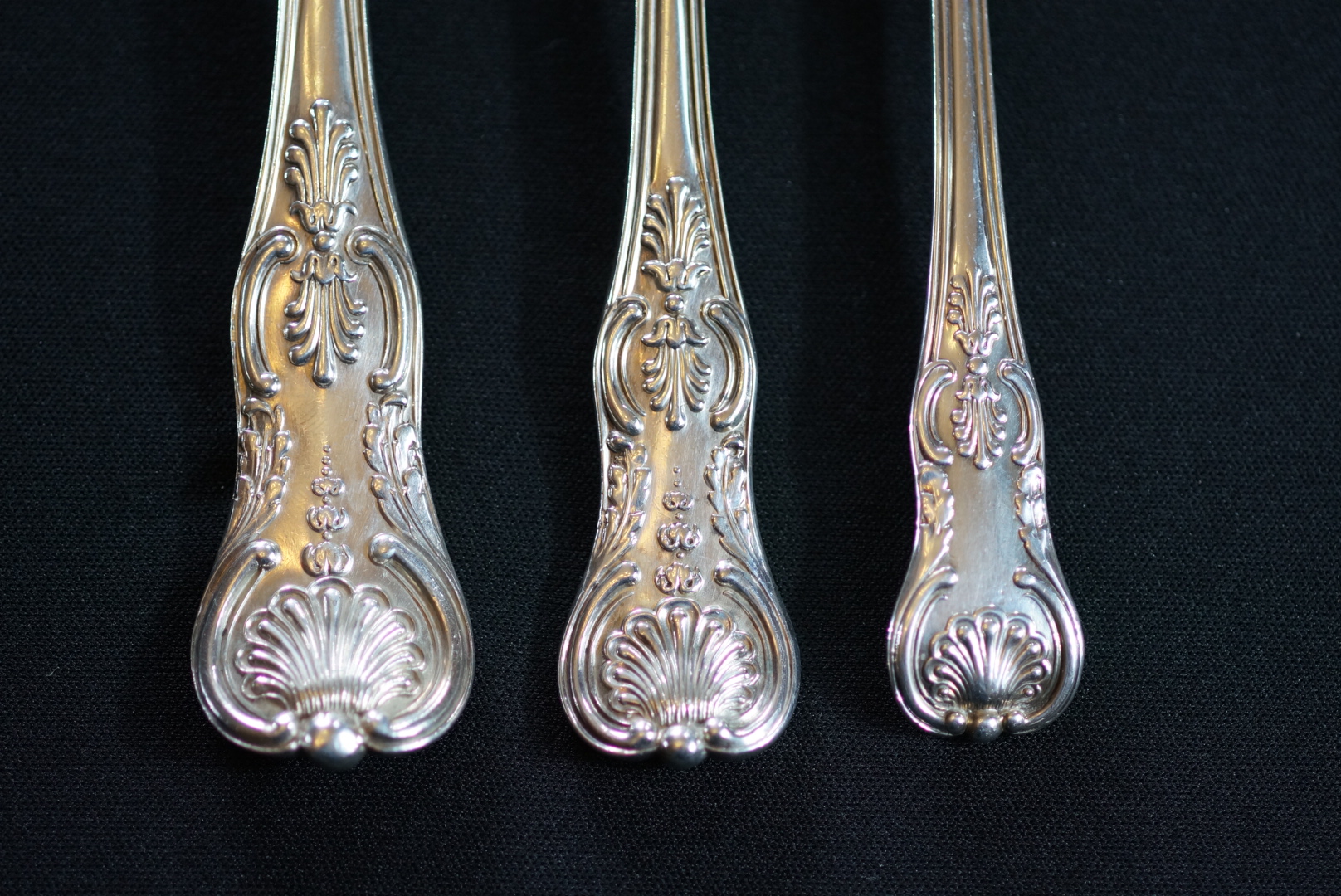 Kings Pattern Sterling Silver setting for 12, 1820’s and 1880