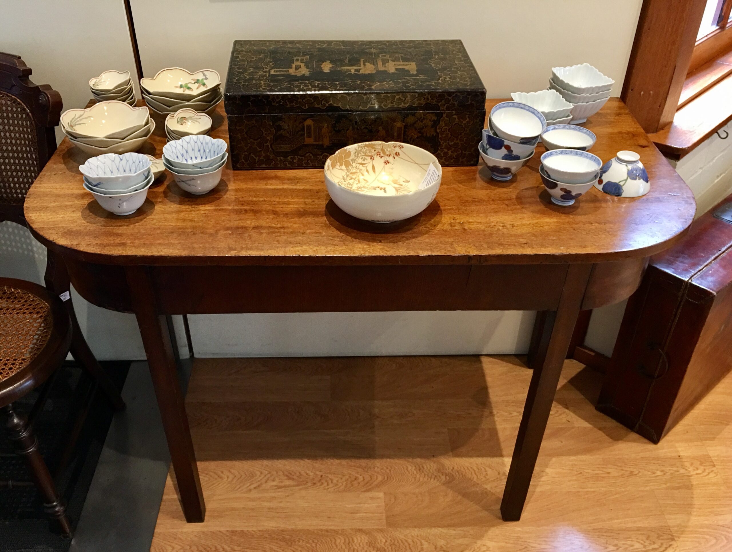 Georgian d-end table, simple form, c. 1790-0