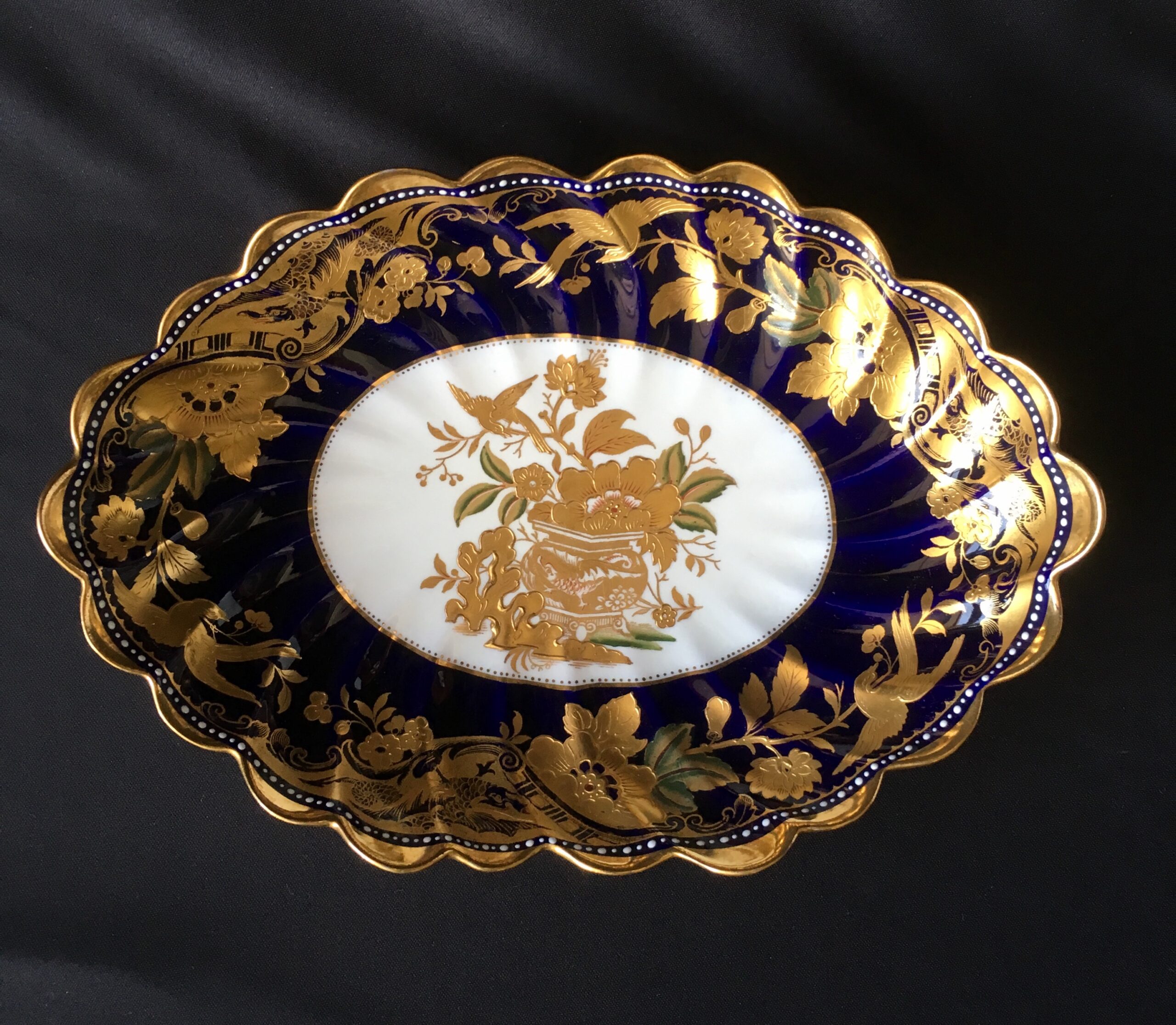 Rich Bishop & Stonier dish with raised gold Chinoiserie, c. 1895-0