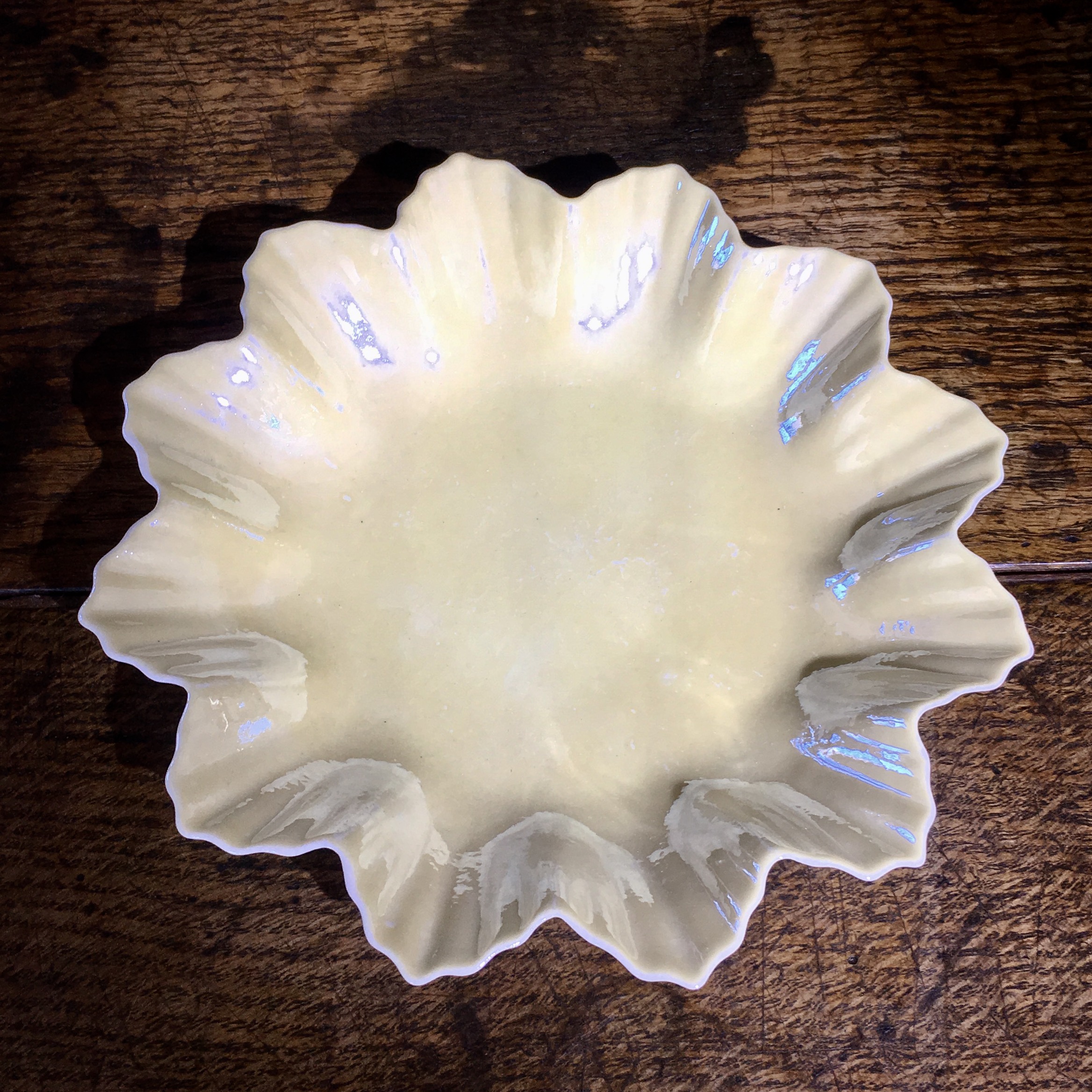 Belleek flower shape dish, Green Mark, 1955-65-0