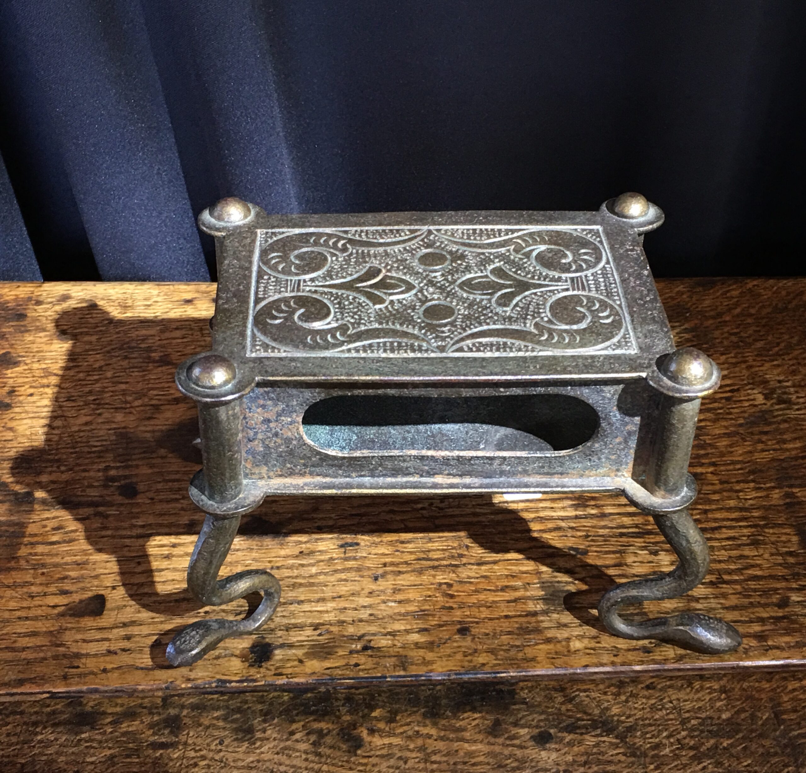 Bronze stand with snake feet, 18th century or earlier-0