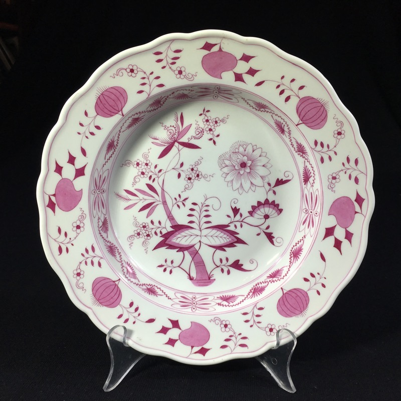 Meissen 'red onion' plate, early 20th century -0