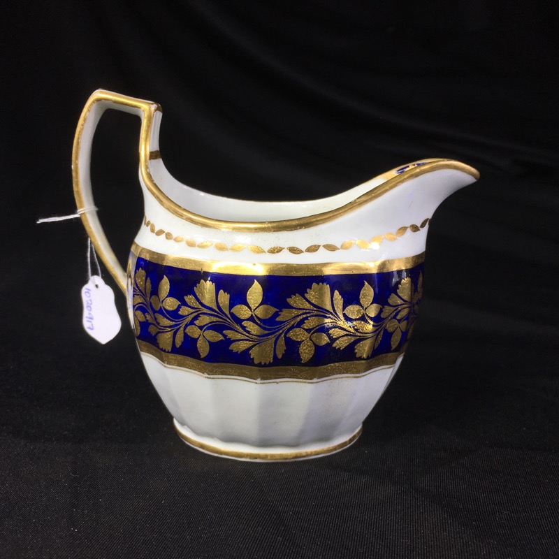 Graingers Worcester milk jug, gilt & blue decoration, c. 1825-0