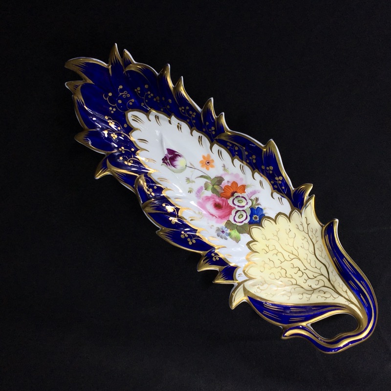 Unusual English porcelain 'foliate' pen tray, pattern 8023, prob. Alcock c. 1840-0