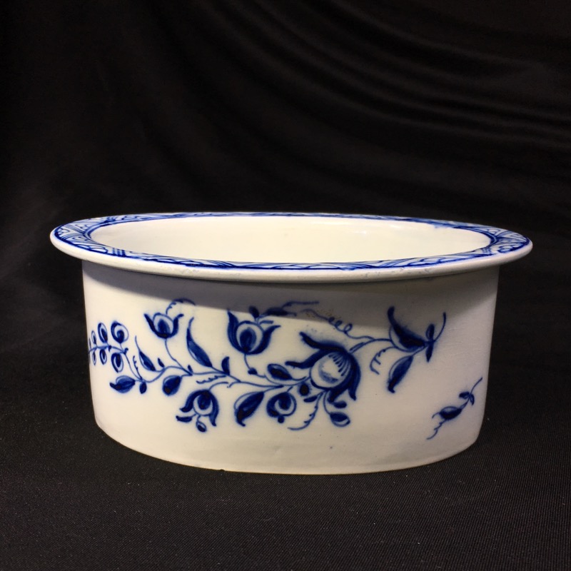 Pearlware potted meat pan, Worcester style flowers, c. 1770 -0