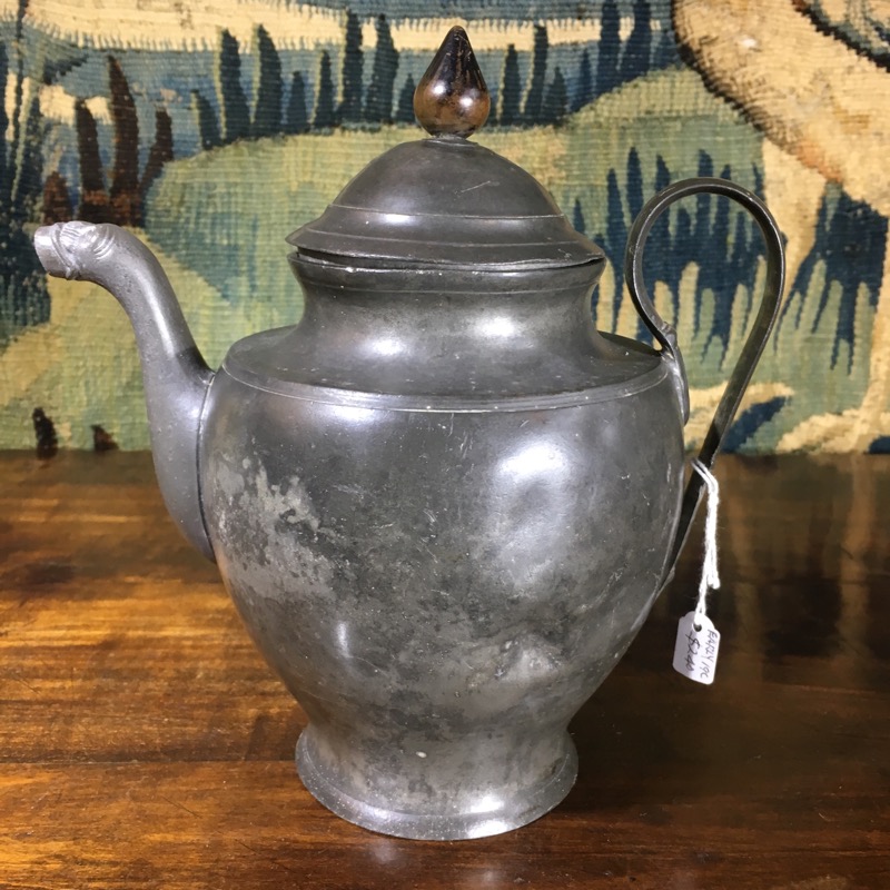 Continental pewter teapot, lion spot and wooden knob, c. 1810-0