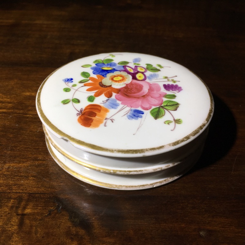 English porcelain cosmetics box, flower decorated, c. 1830 -0