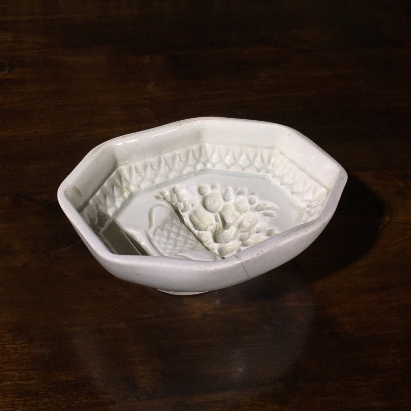 Copeland & Garrett Jelly Mould with flower basket, c. 1850-0