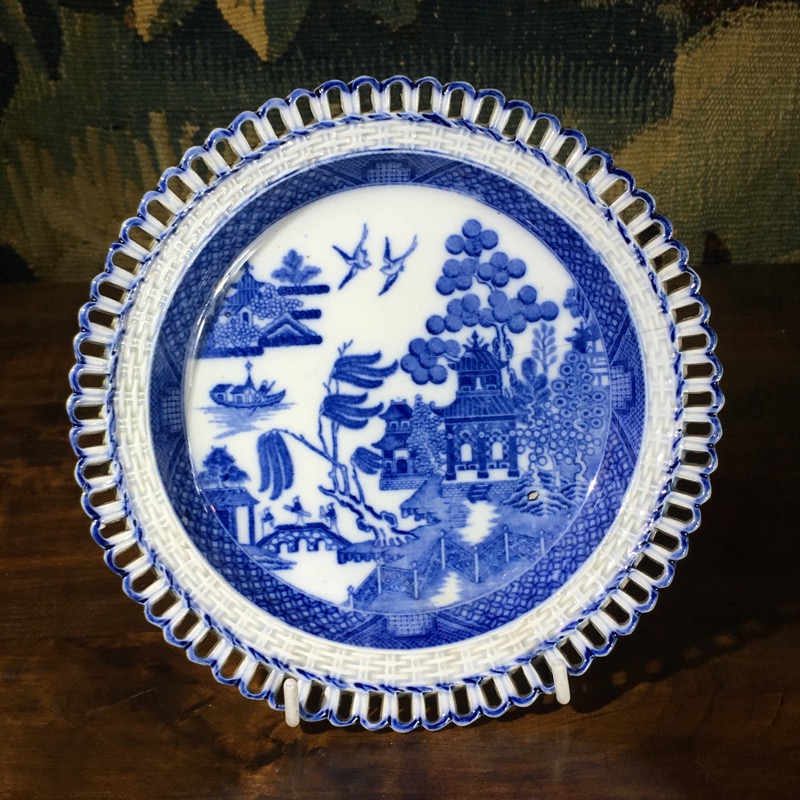 blue willow pattern