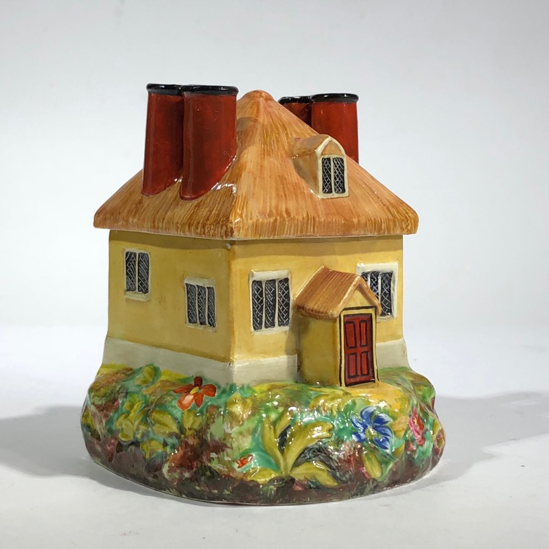 Spode Thatched Cottage pastille burner, 4 chimneys, circa 1820 -0