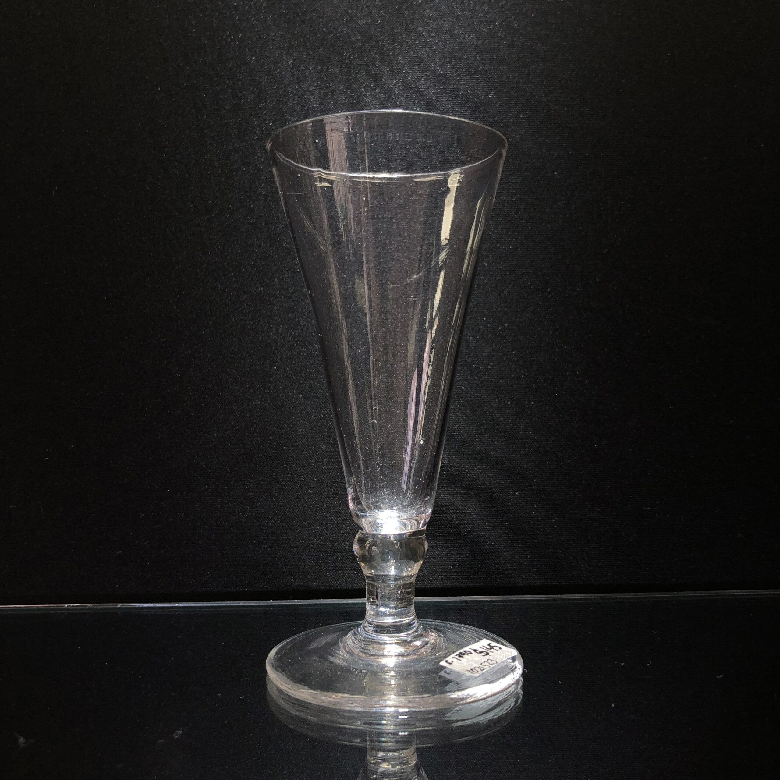 Georgian ale glass, trumpet bowl circa 1790-0