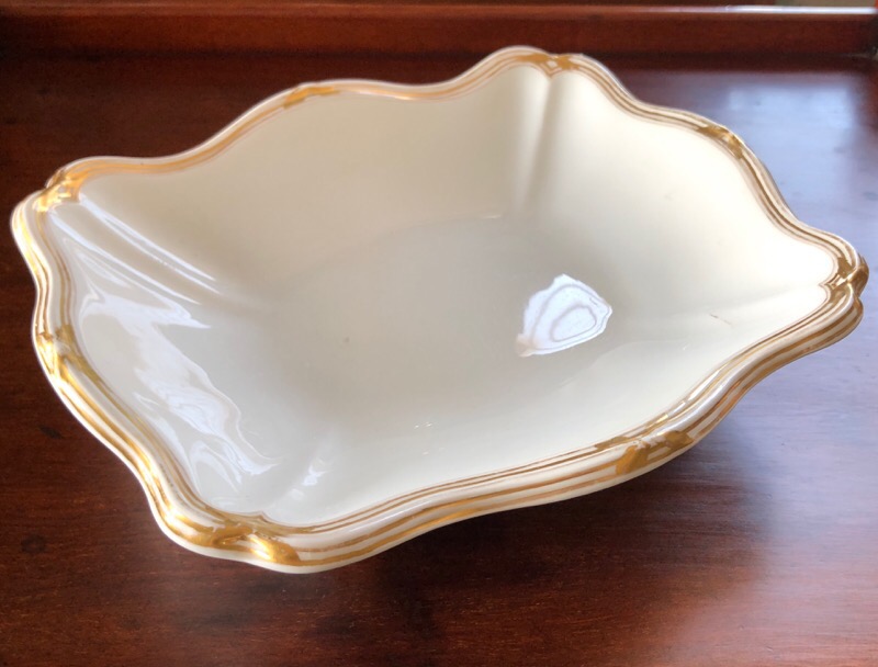 Davenport rectangular serving dish, c. 1835-0