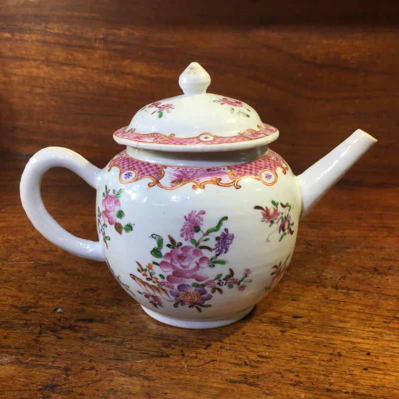 Chinese Export teapot, cornucopia of flowers, c. 1770 -0