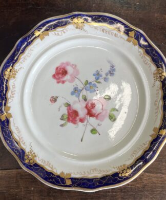 English Porcelain Teapot stand, blue border & roses, attr. Chamberlains Worcester, c. 1830