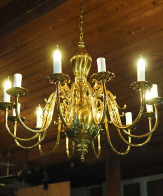 Large brass Dutch style chandelier, 12-arm electrified