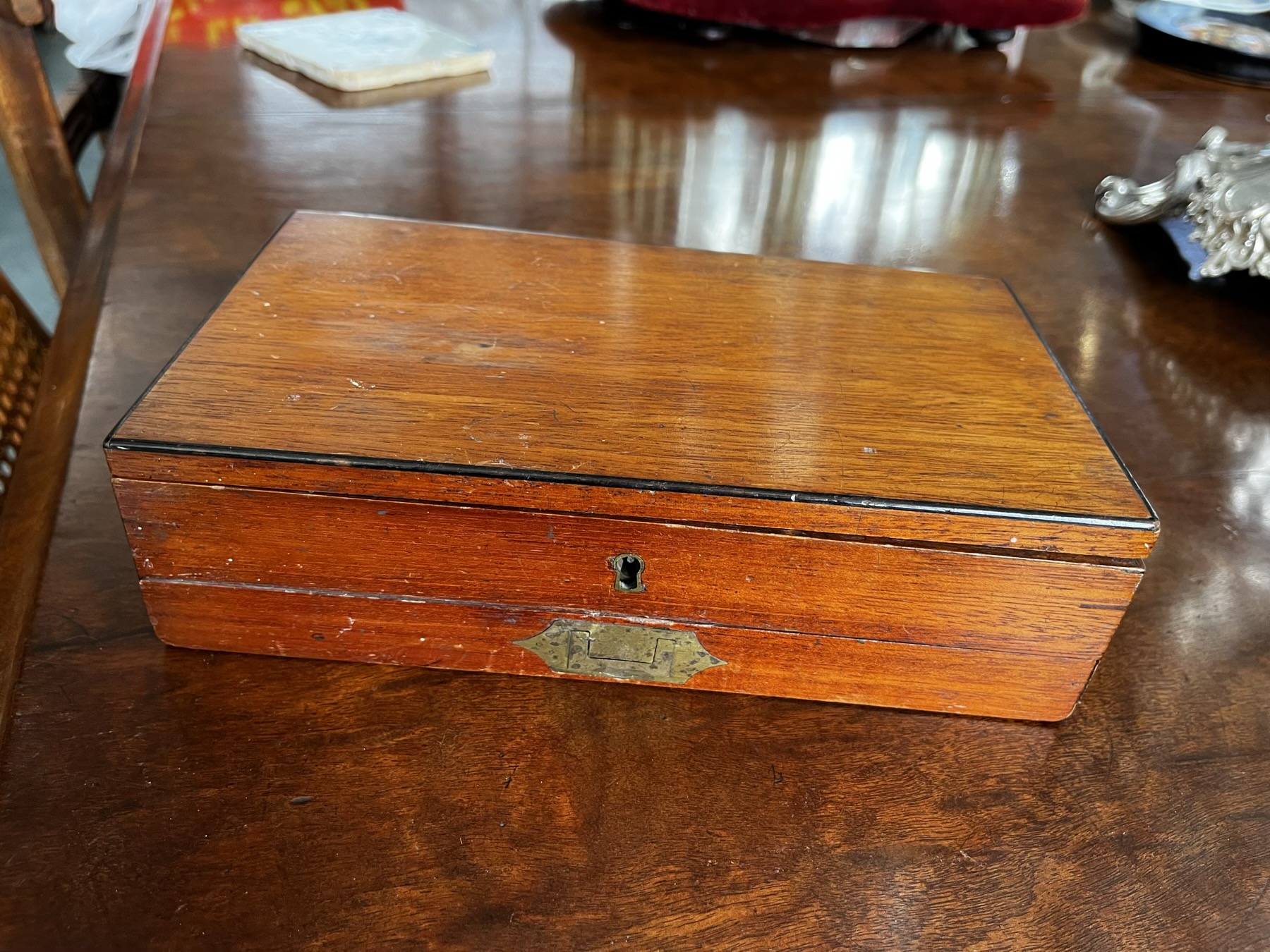 Reeves & Sons mahogany watercolour artists box, c. 1880