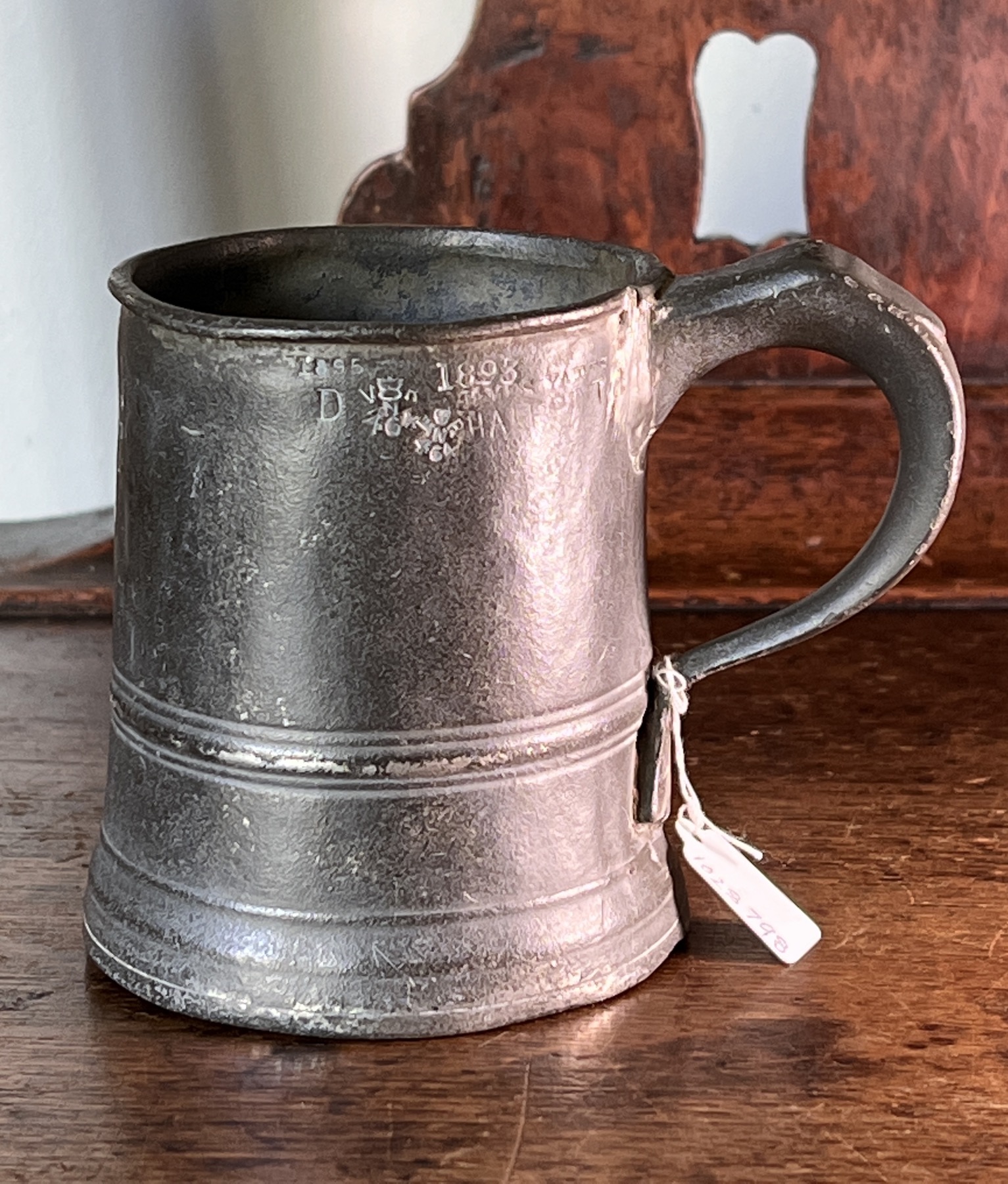 Victorian pewter straight-sided tankard, quart, circa 1850