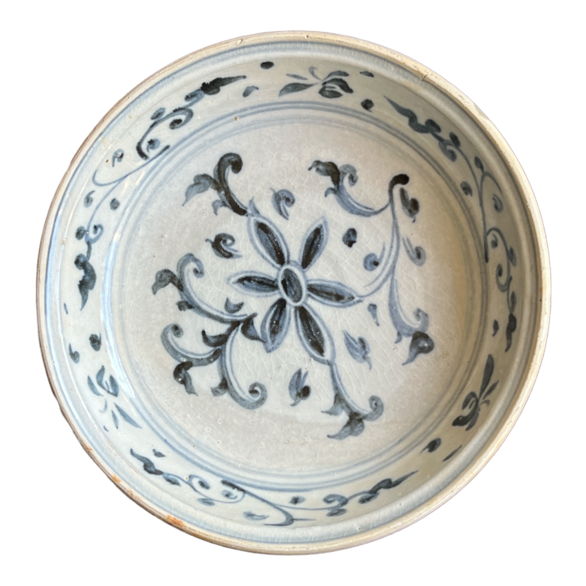 Hoi an shipwreck dish, daisy spray, late 15th century