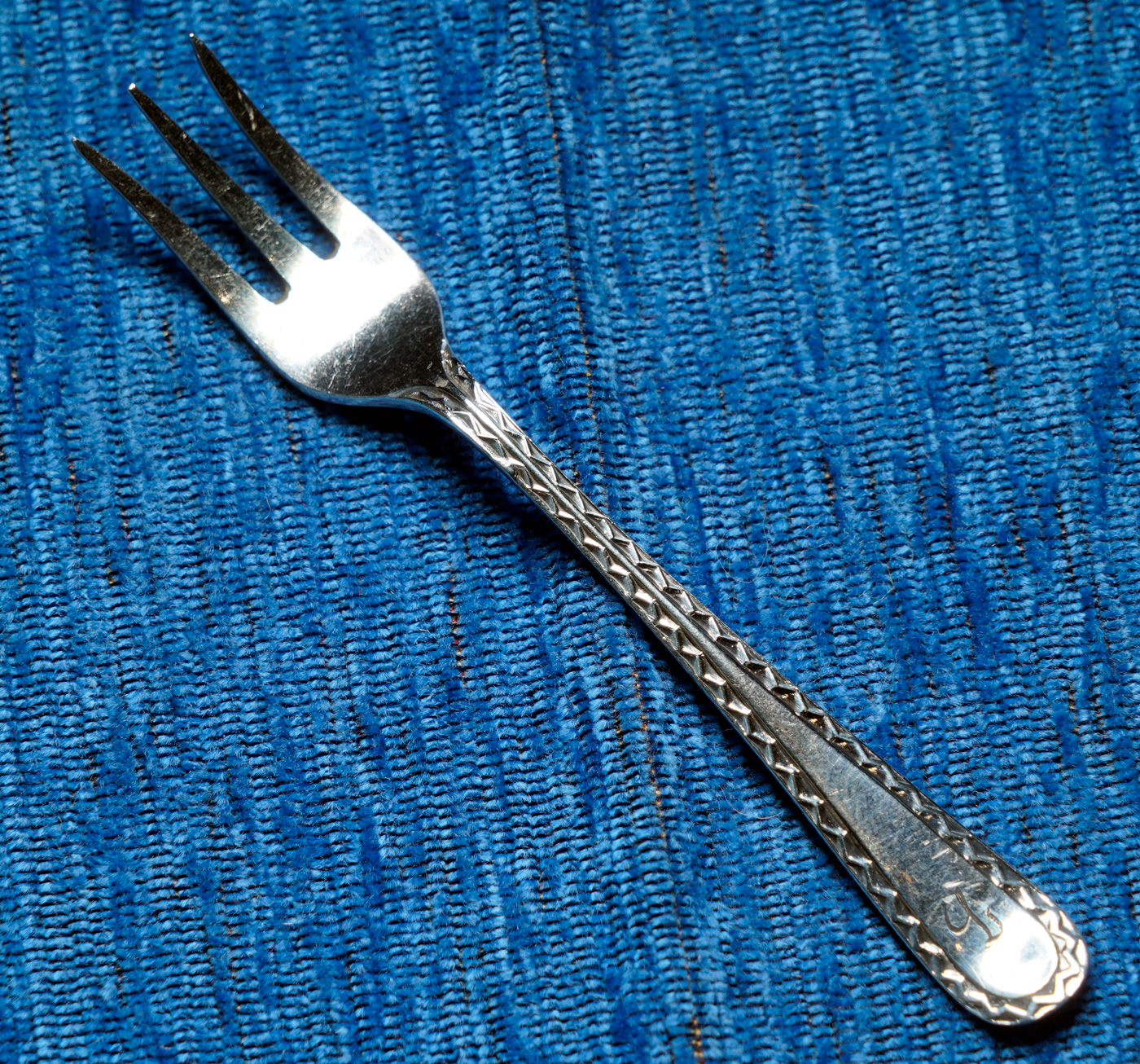 Small Sterling Silver pickle fork, Sheffield 1928