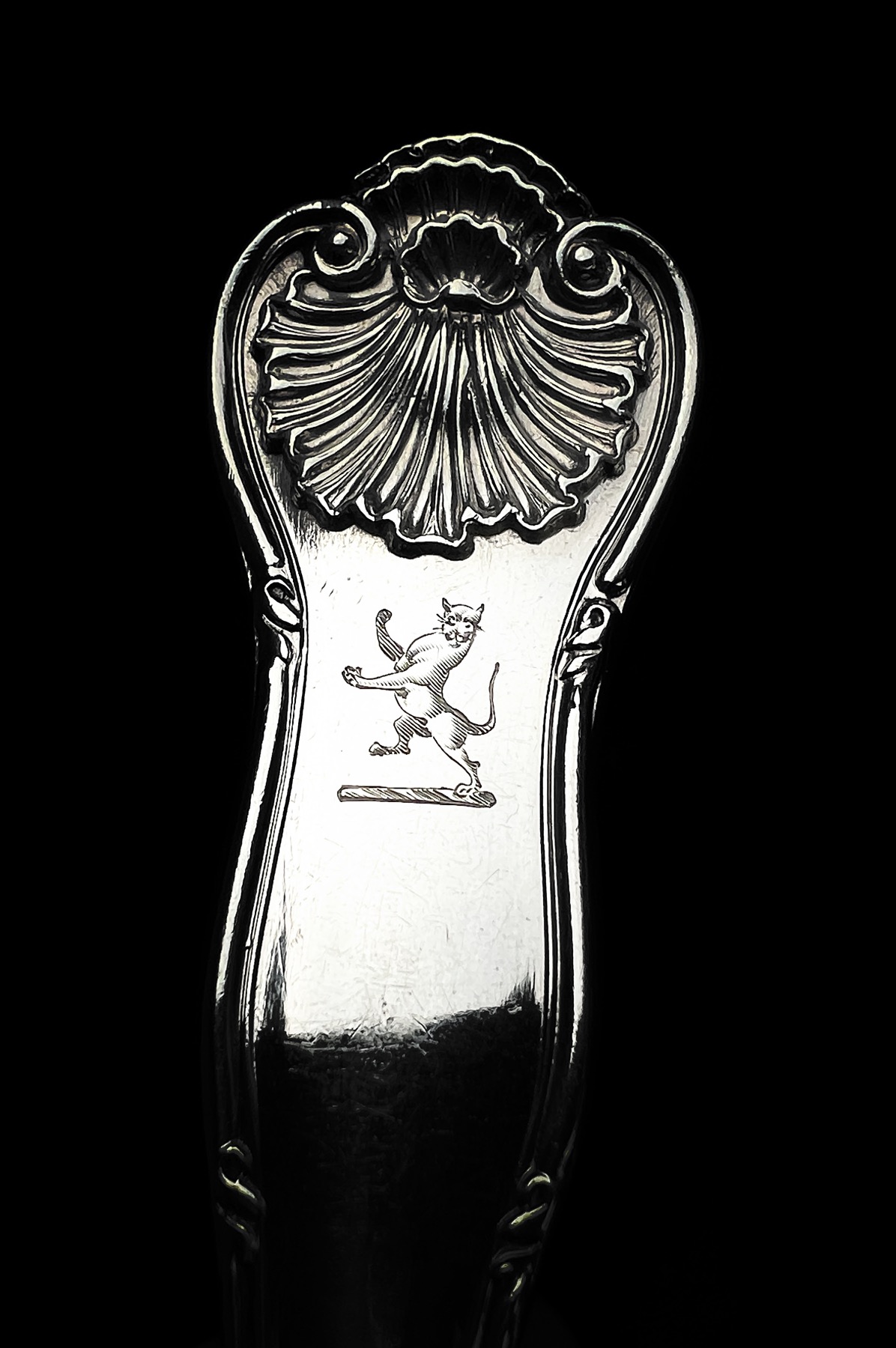 Macintosh Clan Family Crest, on Sterling Silver at Moorabool Antiques, Geelong, Australia