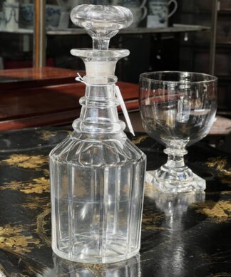 Georgian ring-neck decanter with mushroom stopper, C. 1820