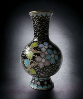 Small Cloisonné vase with flowers, 20th c.