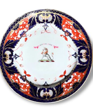 Chamberlain's Worcester plate, Imari with Unicorn crest for Charles Kemeys-Tynt, c.1825