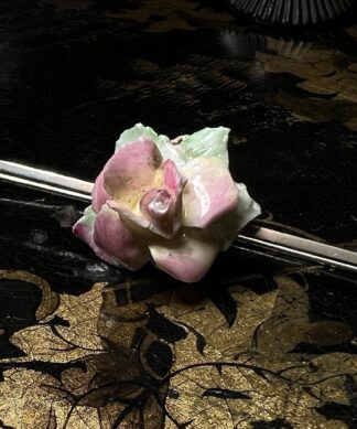 Porcelain rose brooch on silver bar, C.1930