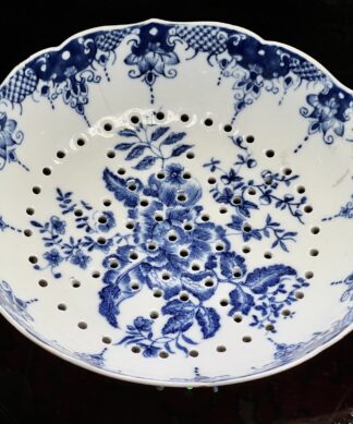 Chinese Export Strawberry Dish, copying Worcester, c. 1770