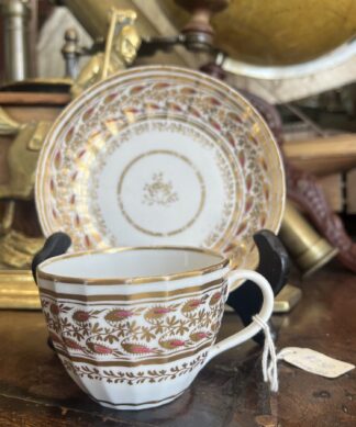 Coalport cup +saucer with rose bud pattern, c.1800