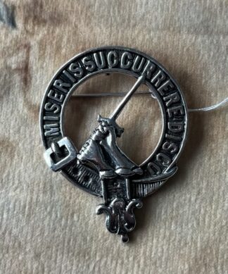 Scottish Clan MacMillian Badge 'MISERIS SUCCURRERE DISCO', c. 1950