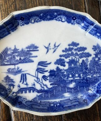 Early Pearlware shaped dish. Willow Pattern, c. 1800