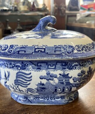 Staffordshire Pottery Willow Pattern tureen + cover, c. 1850