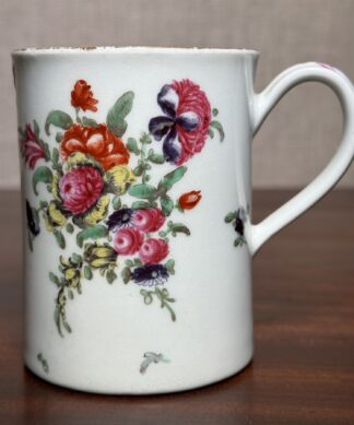 Worcester small tankard, large flower groups, C. 1765