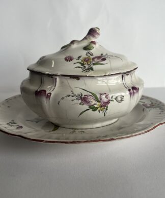 French Faience tureen, cover + stand, attributed to Sceaux, c. 1780