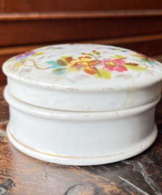 Small bone china lidded box, flower group, c.1820