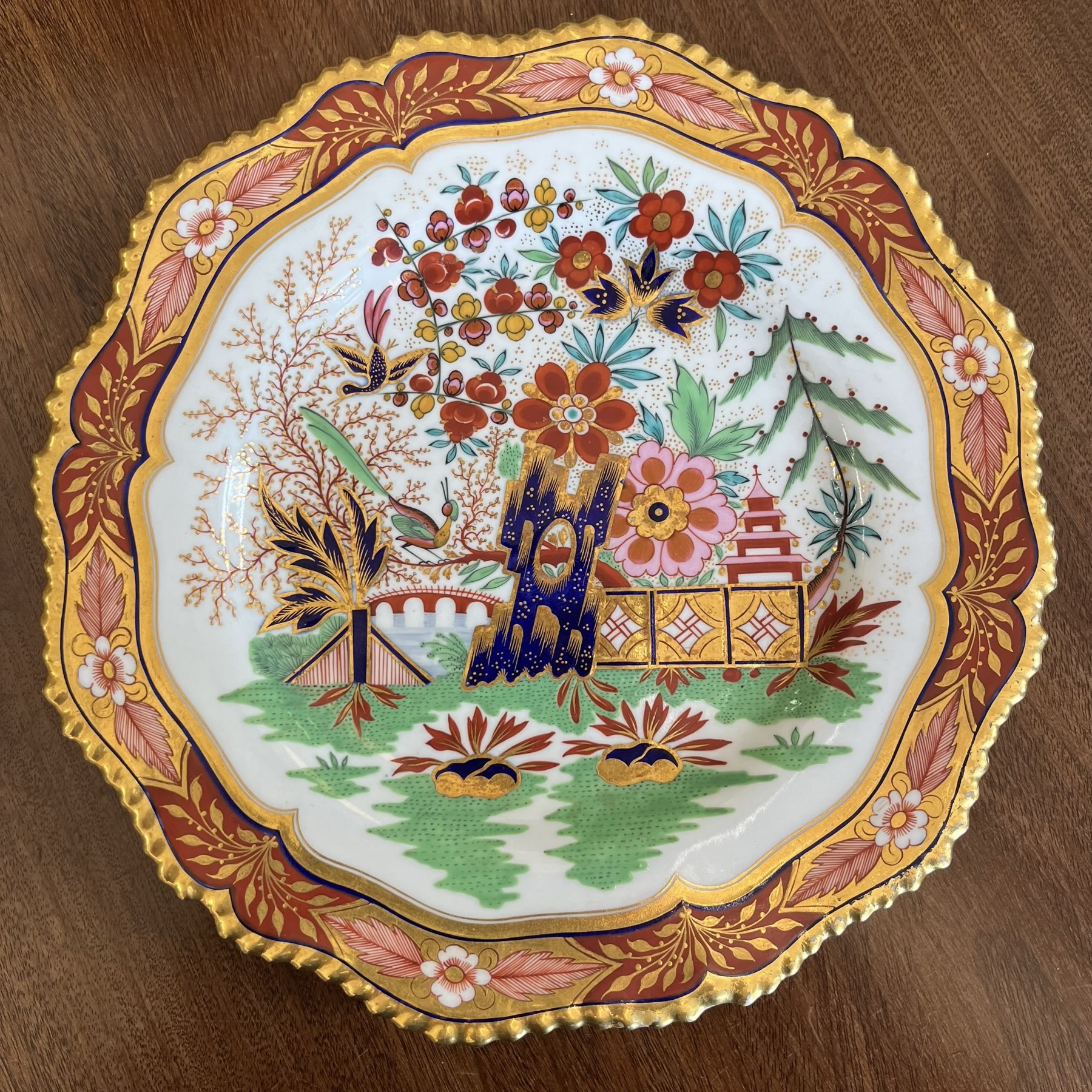 Flight Barr Barr Worcester 'Rich Imari' plate, birds & rock with gilt border, c. 1815