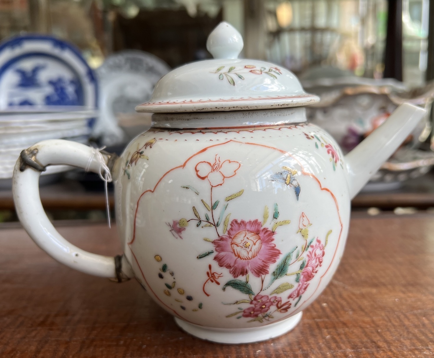 Chinese famille rose teapot, European flowers, circa 1770